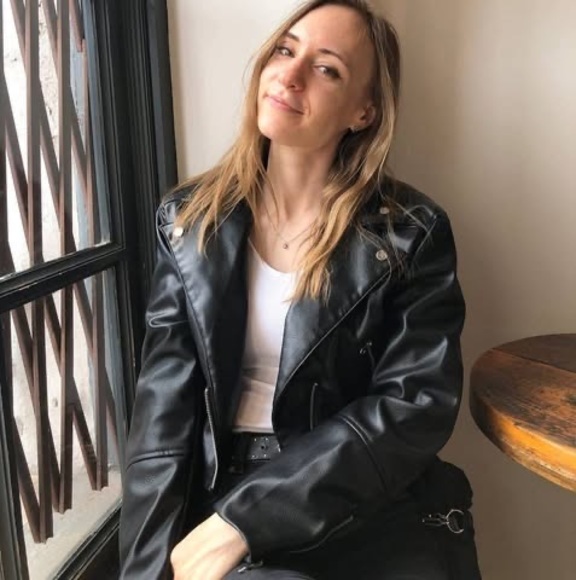 Meet your Posher, Vira - Picture 1 of 1